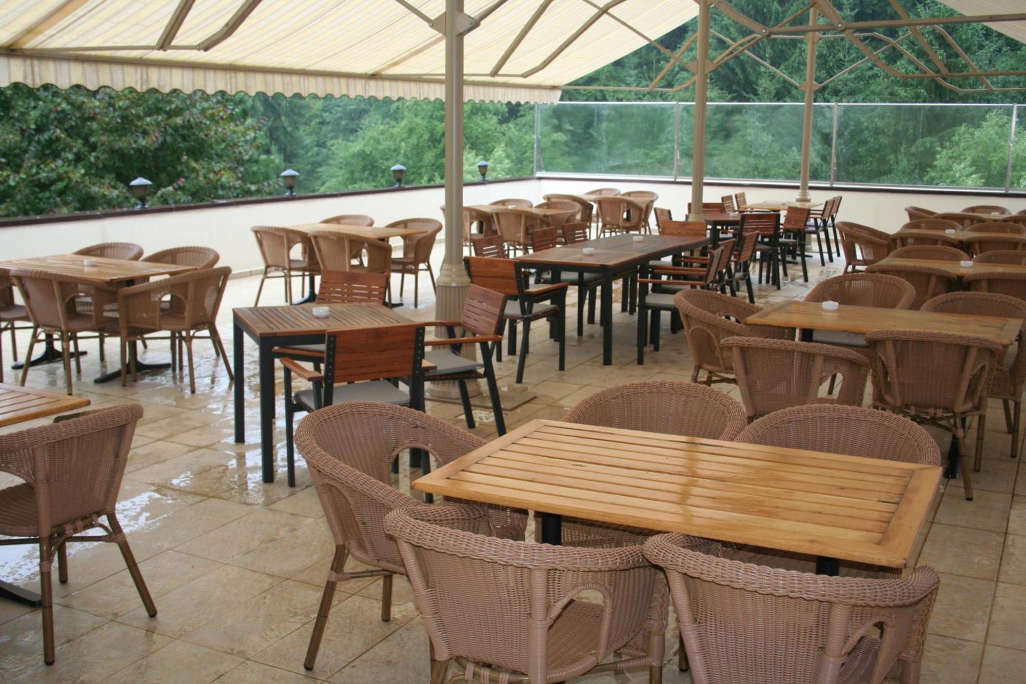 Hotel Clermont Covasna Bagian luar foto