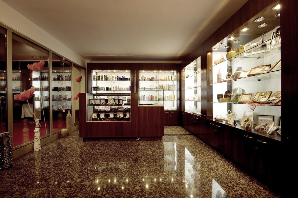 Hotel Clermont Covasna Bagian luar foto