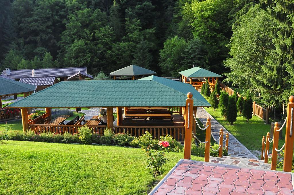 Hotel Clermont Covasna Bagian luar foto