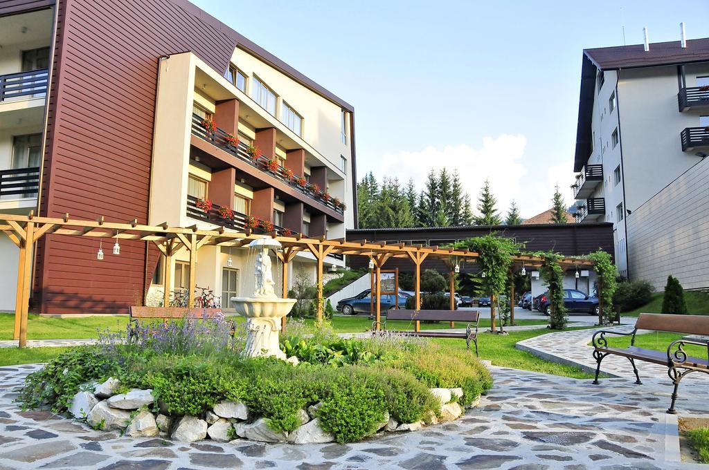 Hotel Clermont Covasna Bagian luar foto