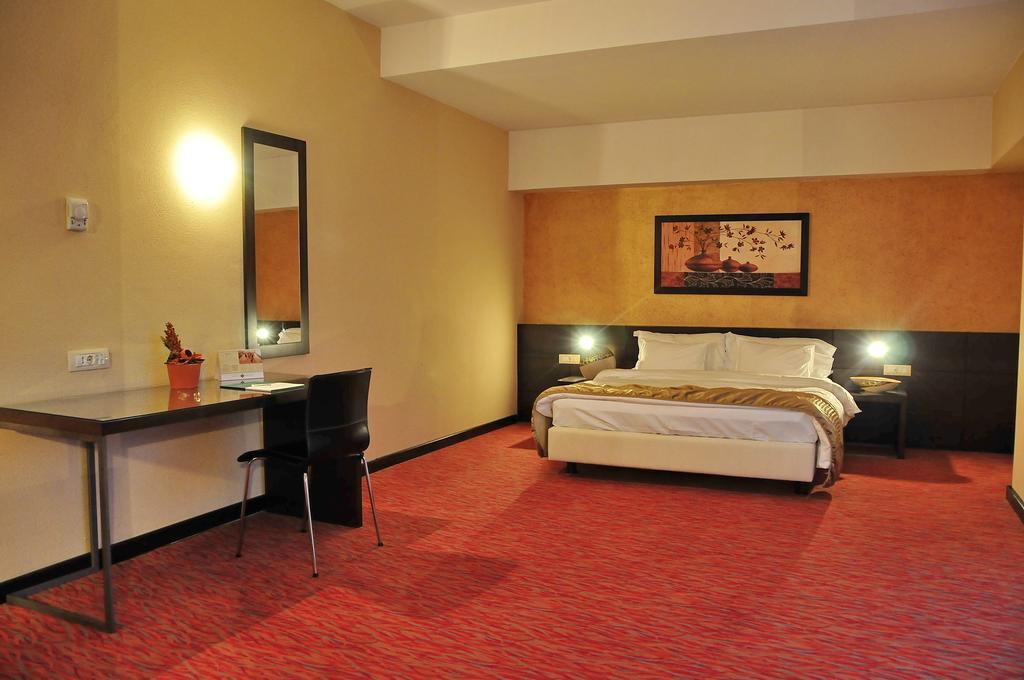 Hotel Clermont Covasna Ruang foto