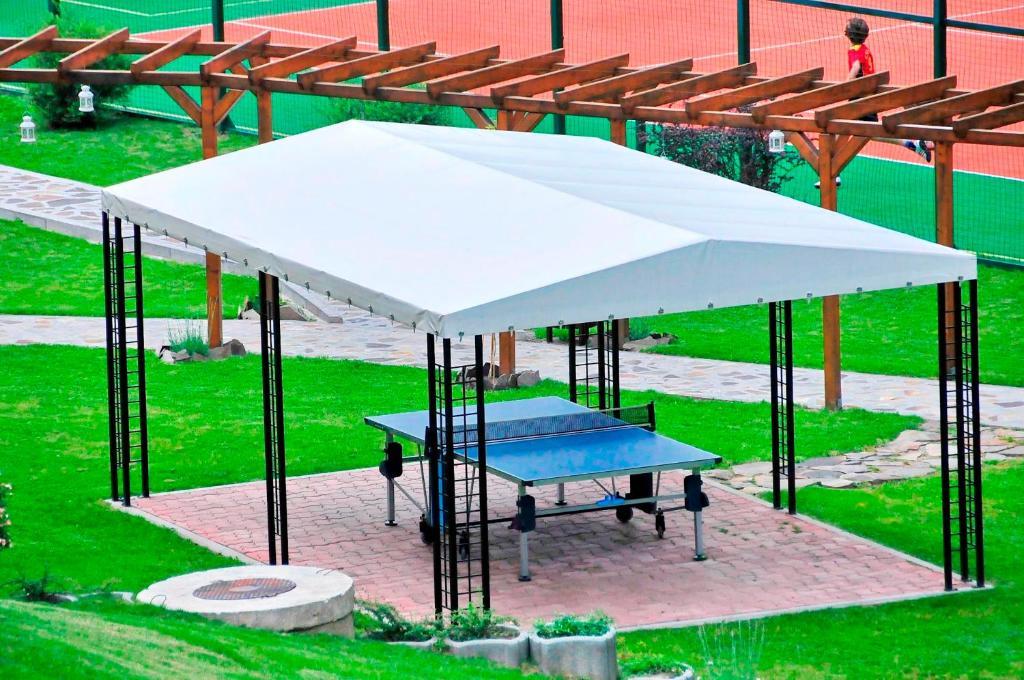 Hotel Clermont Covasna Bagian luar foto
