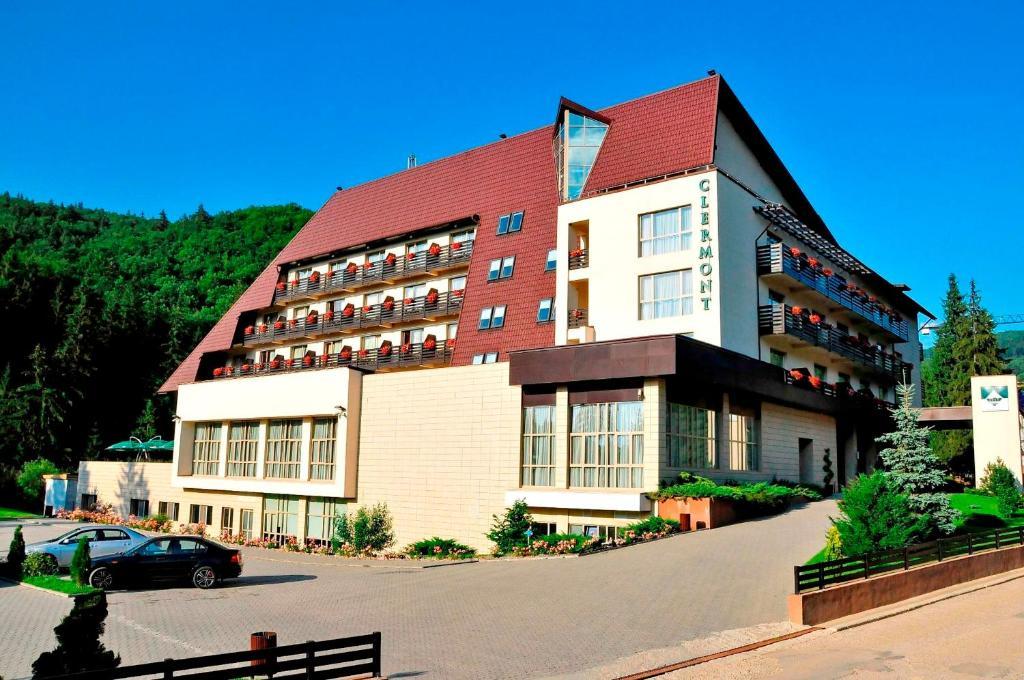 Hotel Clermont Covasna Bagian luar foto